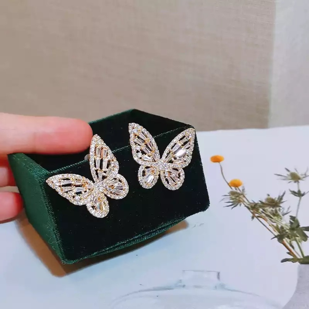 Butterfly earrings - Picture 2 of 5
